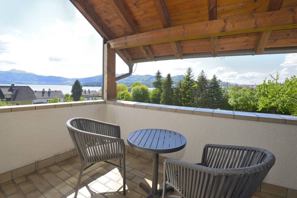 Double Room with lake view